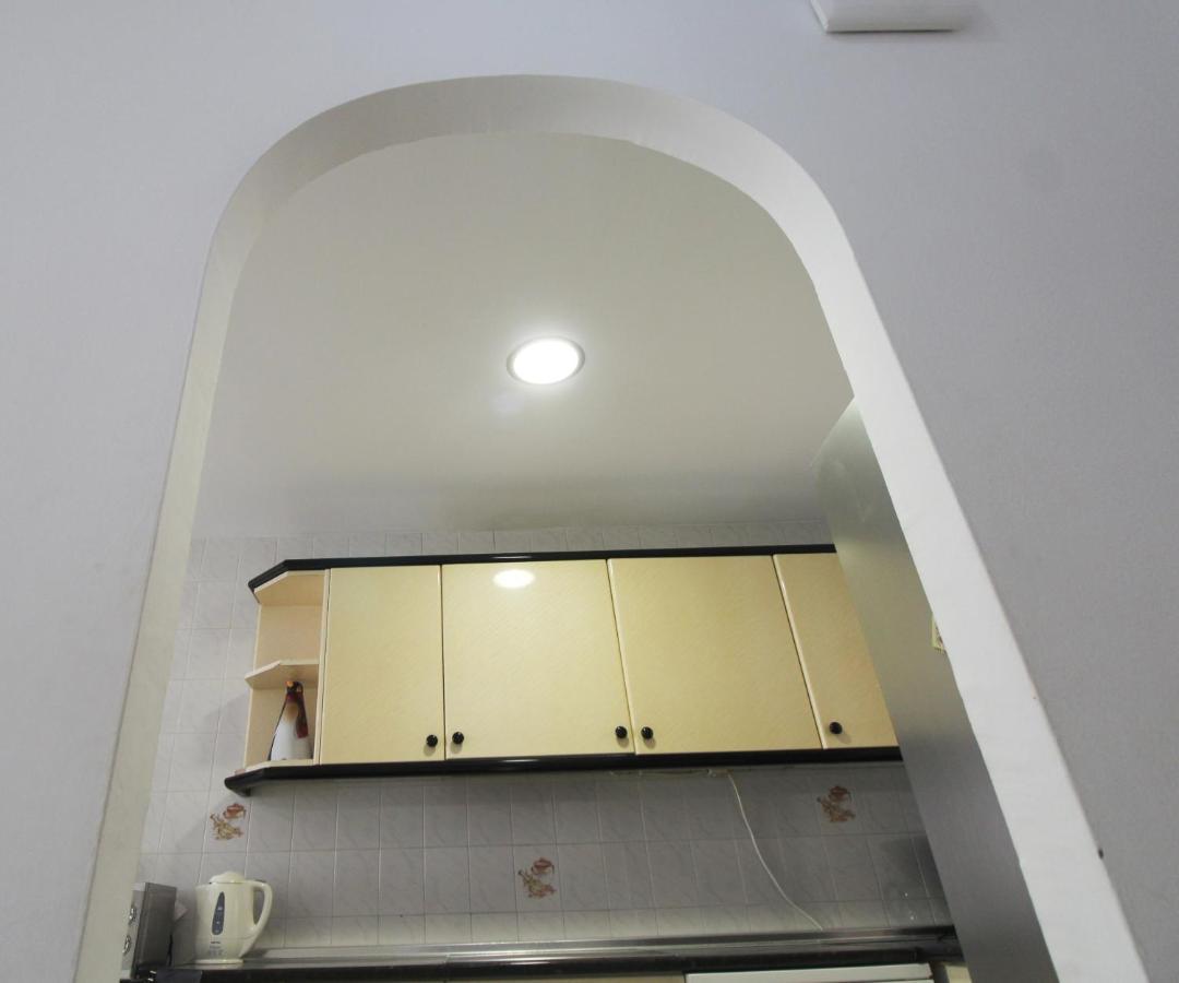 Carihuela Beach Apartment, 2Nd Line Torremolinos Exteriör bild