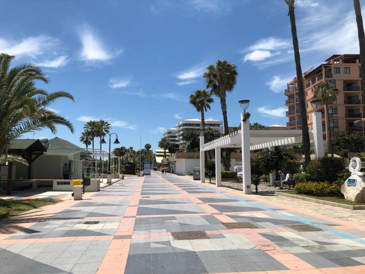 Carihuela Beach Apartment, 2Nd Line Torremolinos Exteriör bild