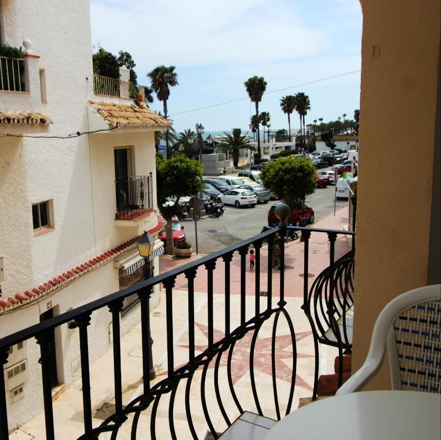 Carihuela Beach Apartment, 2Nd Line Torremolinos Exteriör bild