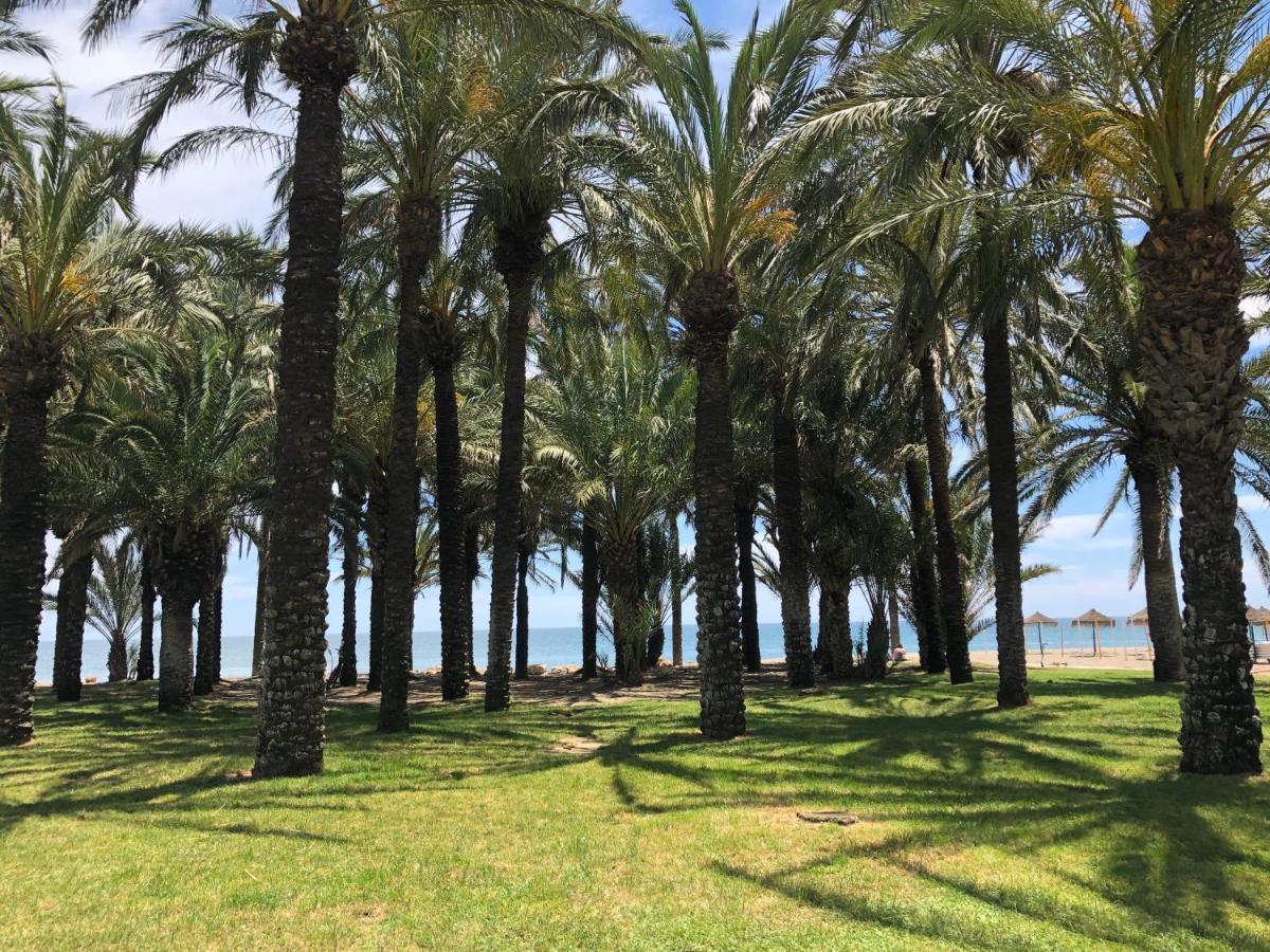 Carihuela Beach Apartment, 2Nd Line Torremolinos Exteriör bild